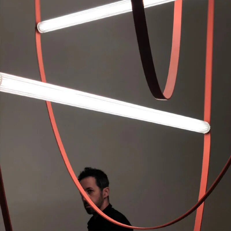 Suspension tubes verre design avec ceinture