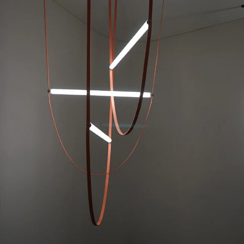 Suspension tubes verre design avec ceinture
