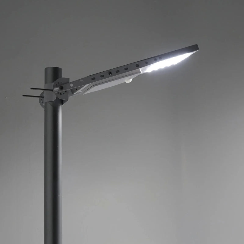 lampe solaire extérieure 30 led avec détecteur de mouvement trois modes