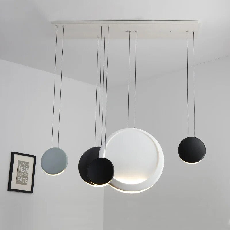 Suspension scandinave post-moderne minimaliste pour salon