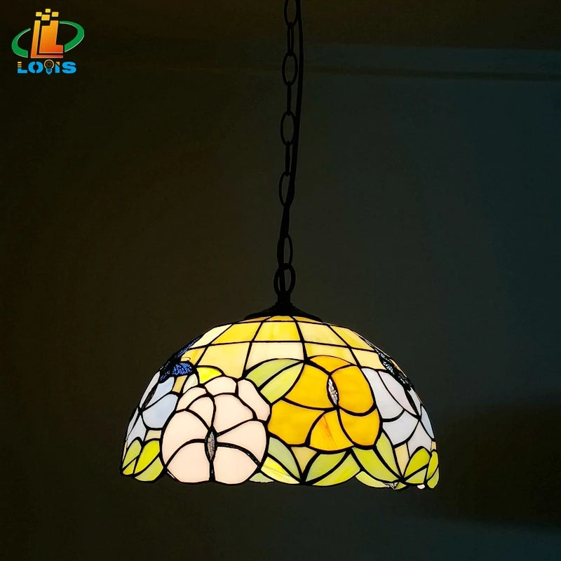 lustre rustique en forme de papillon et fleur style tiffany pour restaurant