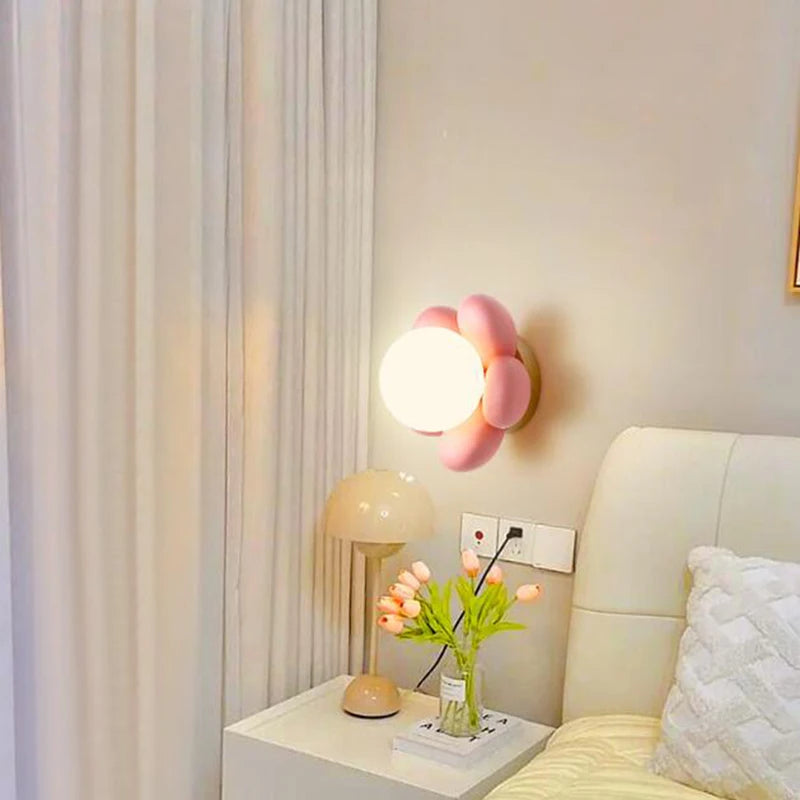 applique murale LED en résine en forme de fleur