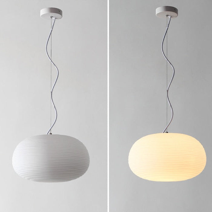 Suspension design LED en verre blanc laiteux Caligari