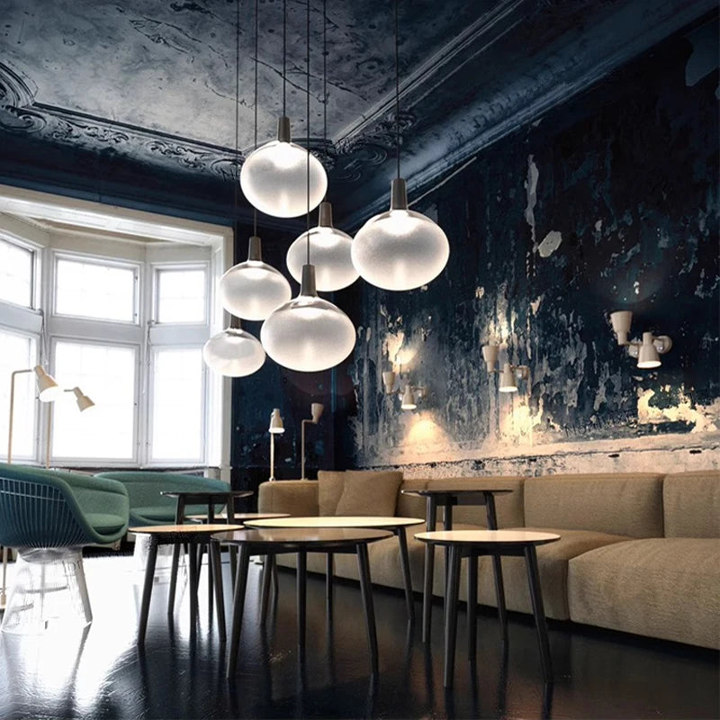 plafonnier led minimaliste en verre blanc mat élégant