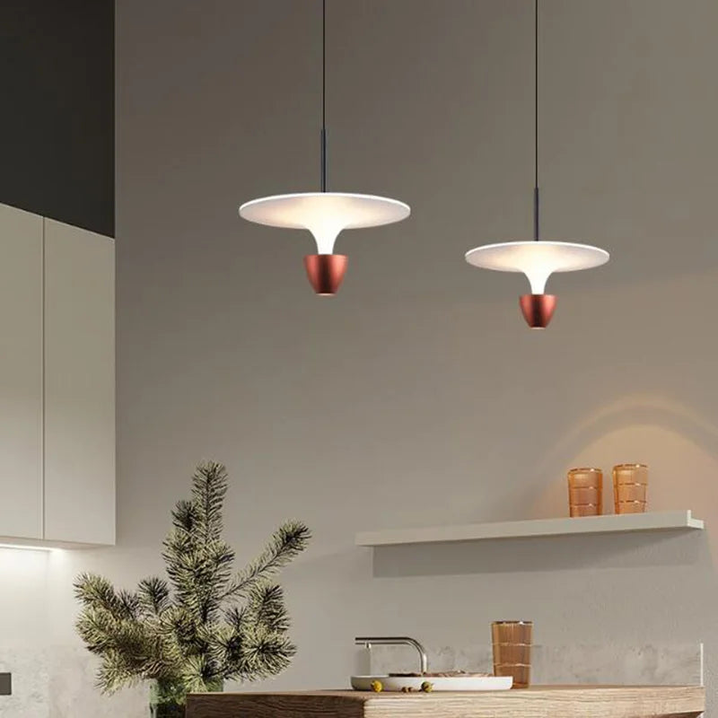 Suspension design méduse colorée