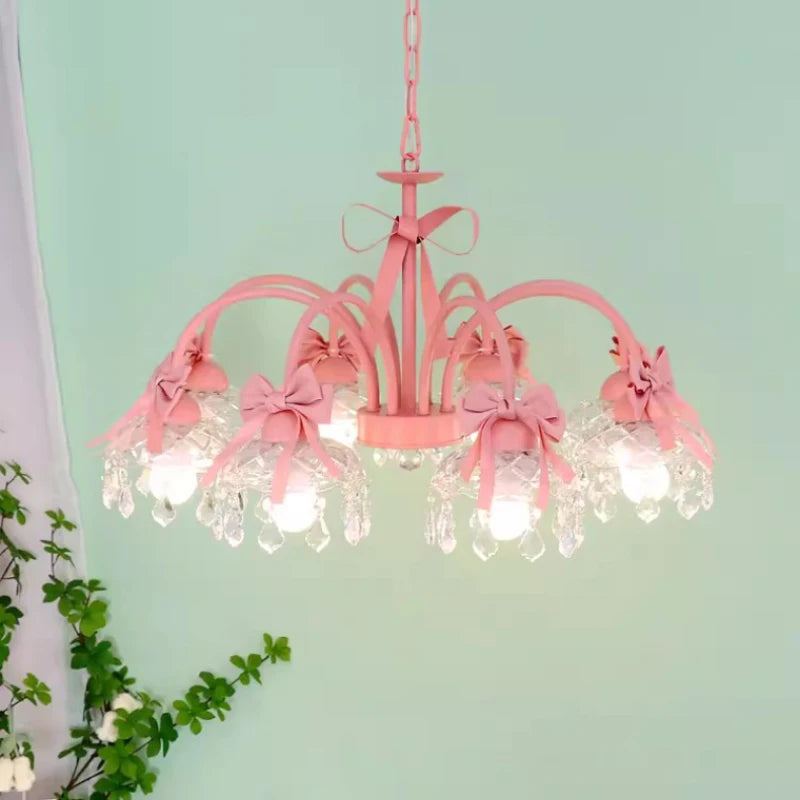 lustre mignon pour chambre de petite fille avec nœud rose en cristal