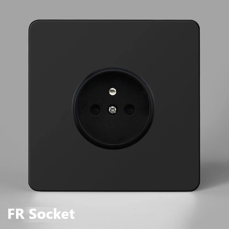 Prise électrique en acier noir mat bords arrondis
