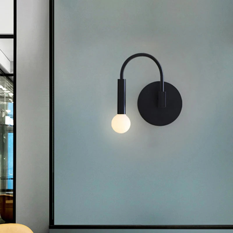 applique murale LED courbée noire