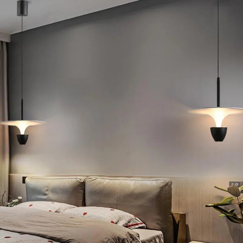 Suspension design méduse colorée