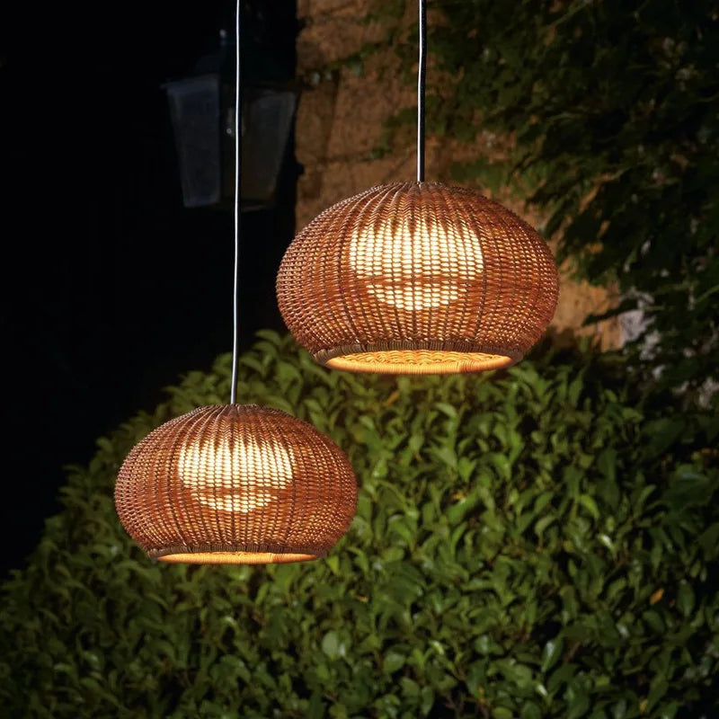 2023 Lustre étanche extérieur Suspension de style chinois Cour Villa Suspension Jardin Restaurant Lampe de tissage en rotin