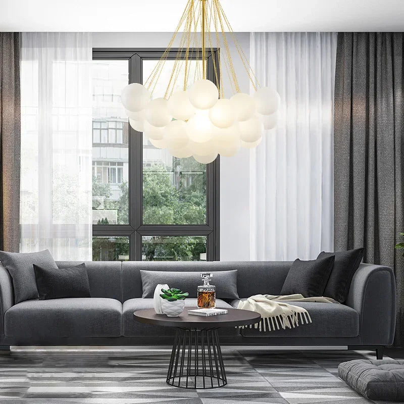 lustre moderne en verre pour une décoration élégante à la maison