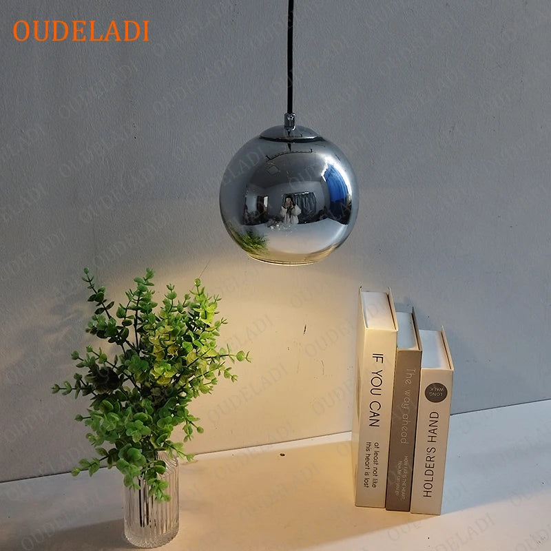 Suspension vintage loft boule de verre plaqué or et argent