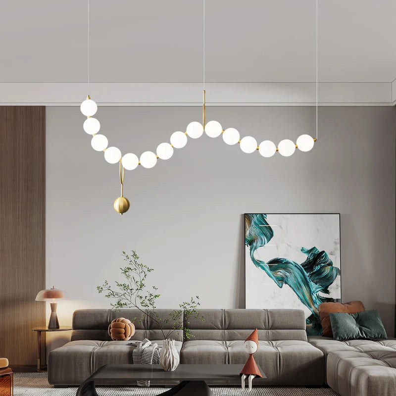 lustre suspension en acrylique blanc avec perles