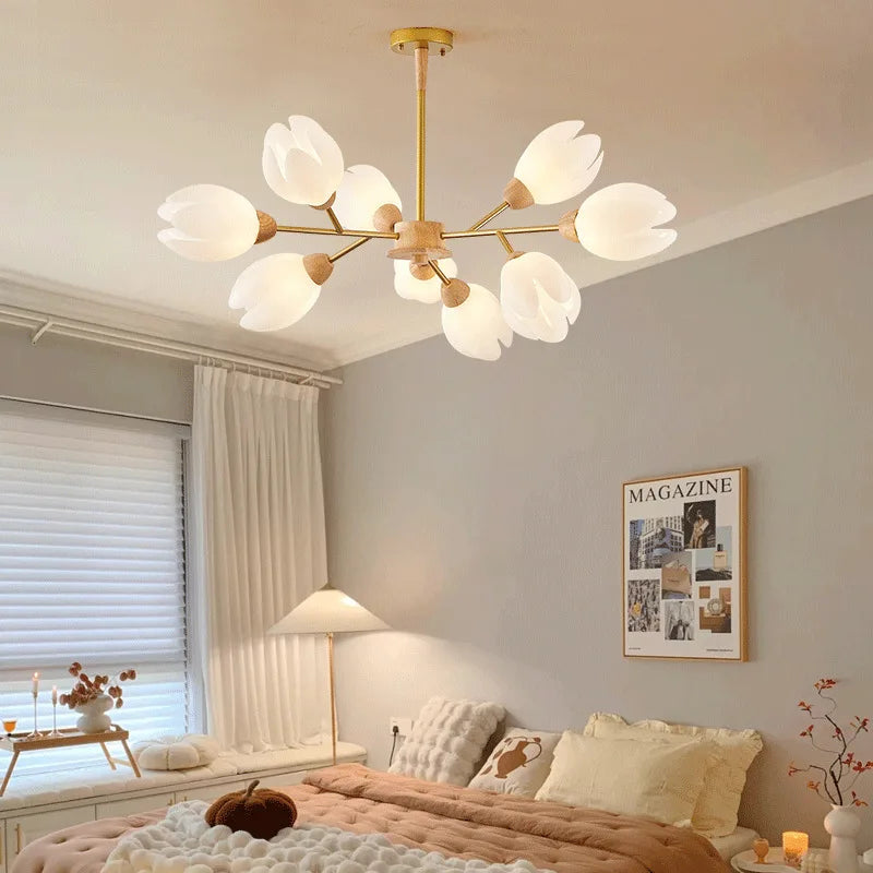 lustre nordique en bois avec lumière en forme de fleur