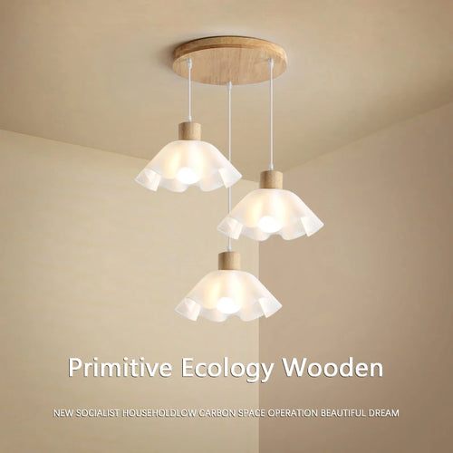 lustre suspendu en bois pour décoration moderne et ambiance chaleureuse