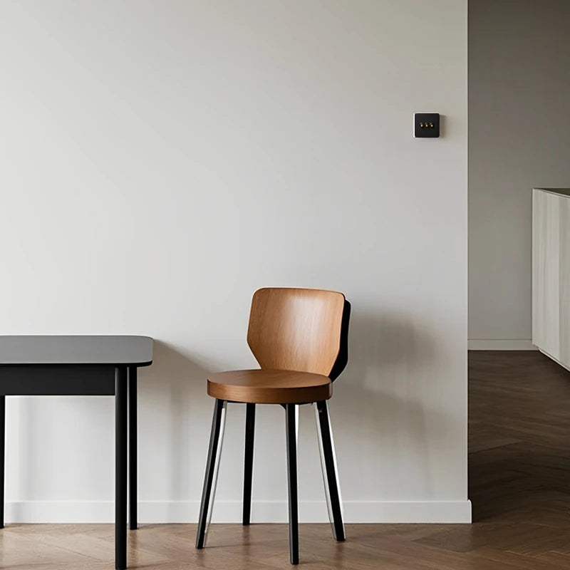 Cache prise plate en acier noir mat bords arrondis