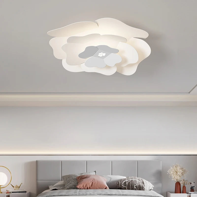 plafonnier led moderne nordique avec motif fleur pour maison