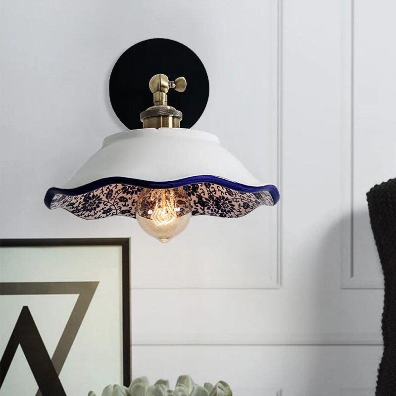 Applique murale moderne en porcelaine bleue et blanche