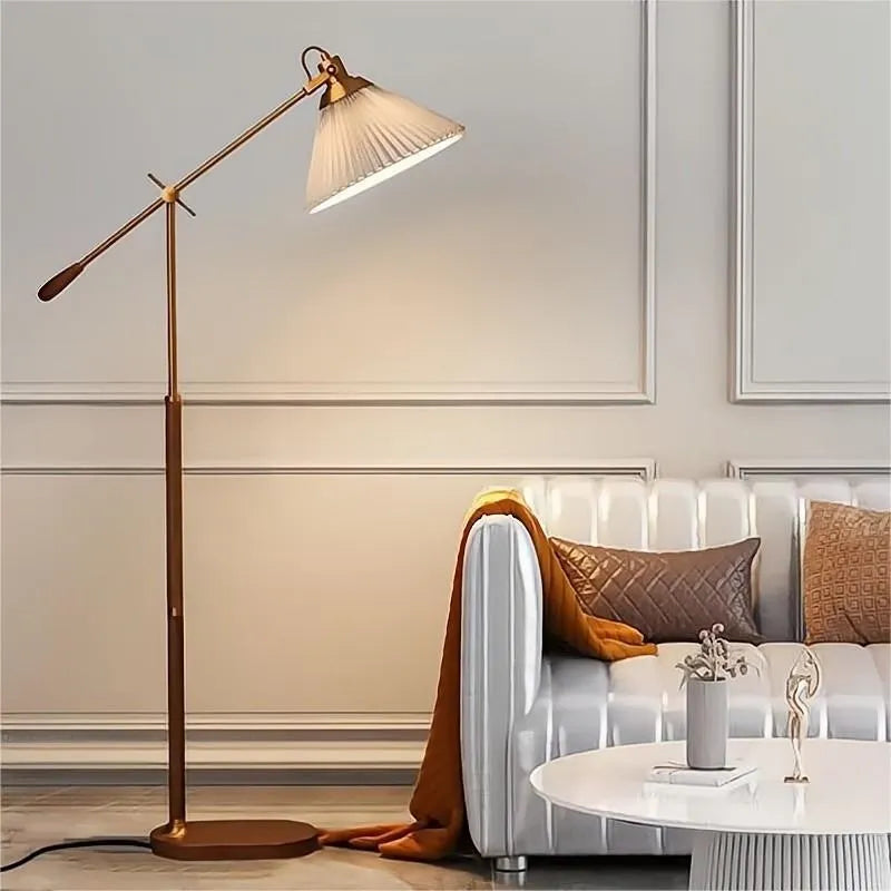 Lampadaire nordique en bois massif