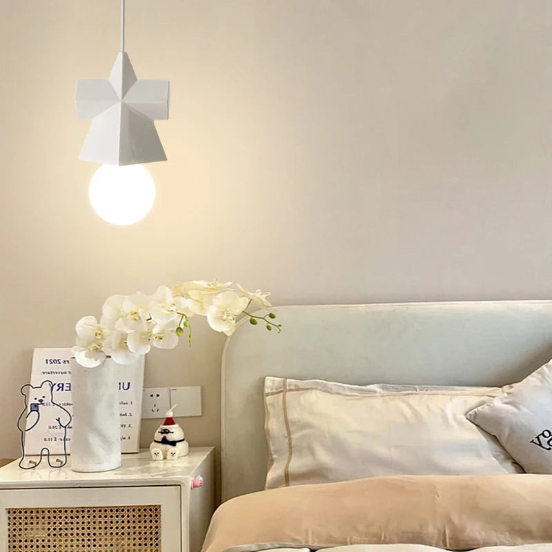 suspension romantique design géométrique pour enfants