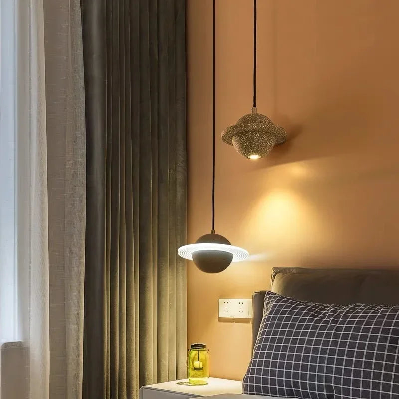 2024 New Hot Sale Resin Planet Pendant Lamp For Living Dining Room Restaurant Store Suspension Indoor Lighting Decor Luminaire