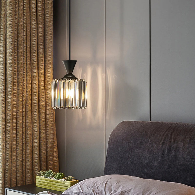 lampe suspendue en cristal design moderne pour intérieurs variés