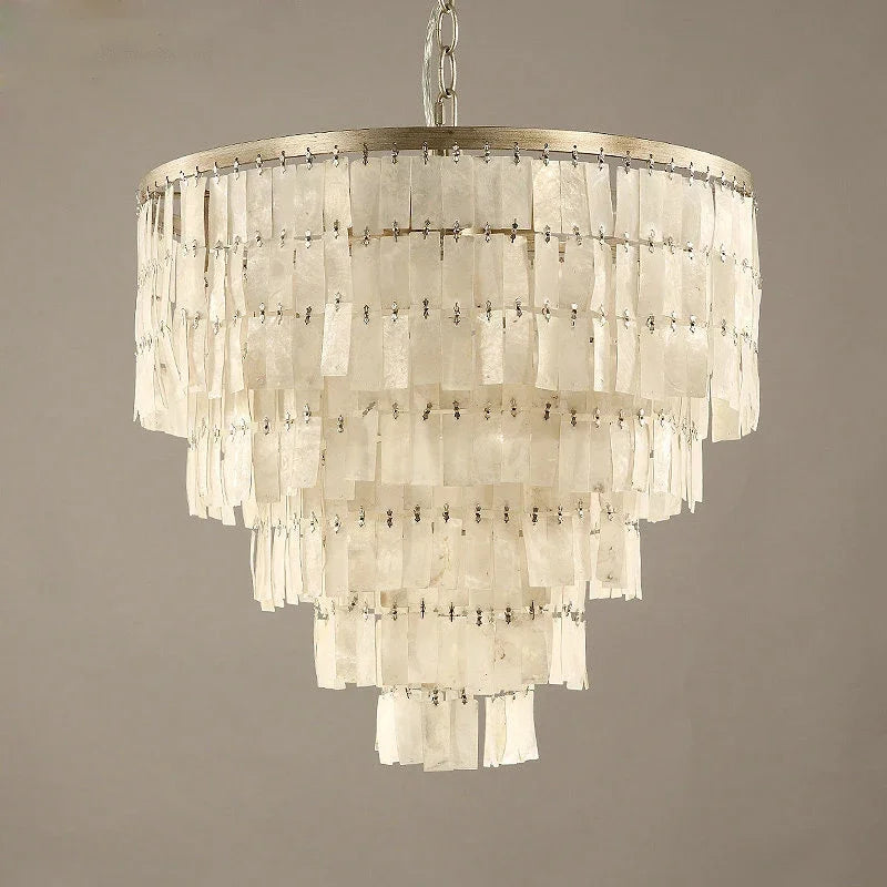 lustre rétro en coquillage pour décoration intérieure élégante