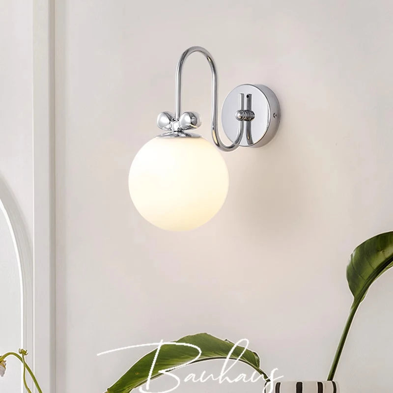 applique murale bauhaus bowknot verre led chrome blanc