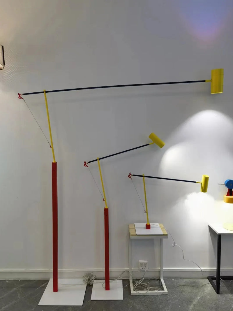 Lampadaire ajustable coloré ludique