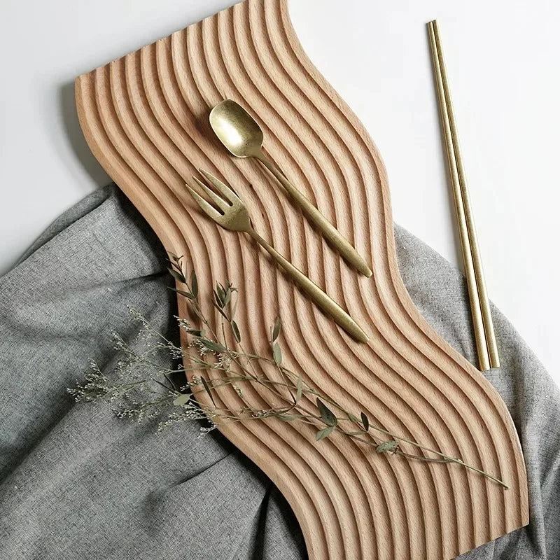 plateau décoratif en bois pour servir collations et desserts