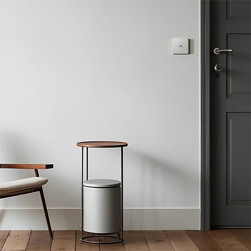 Prise électrique et double USB (Europe) en acier gris clair brossé bords arrondis