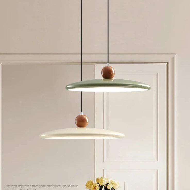 Lustre de restaurant style crème ovni