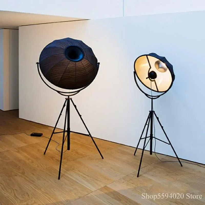 lampadaire loft trépied led réglable forme satellite