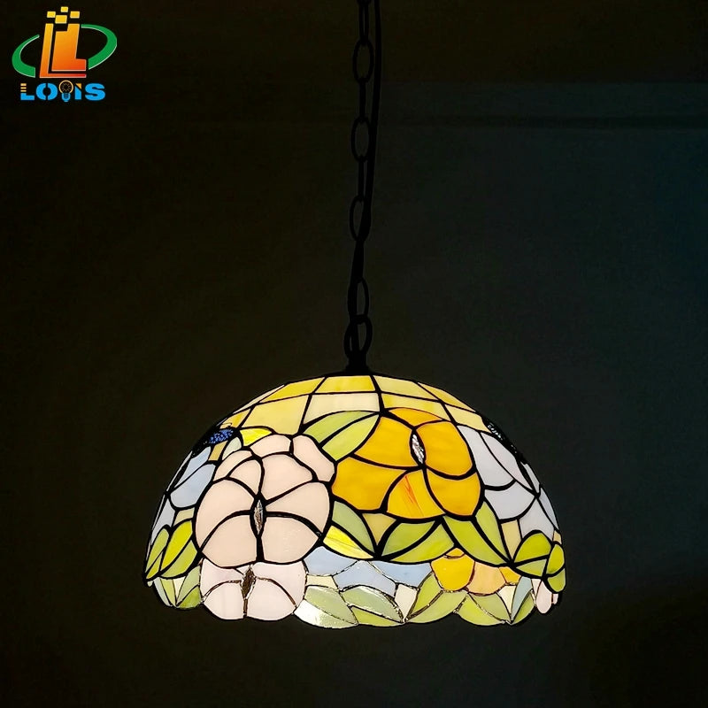 lustre rustique en forme de papillon et fleur style tiffany pour restaurant