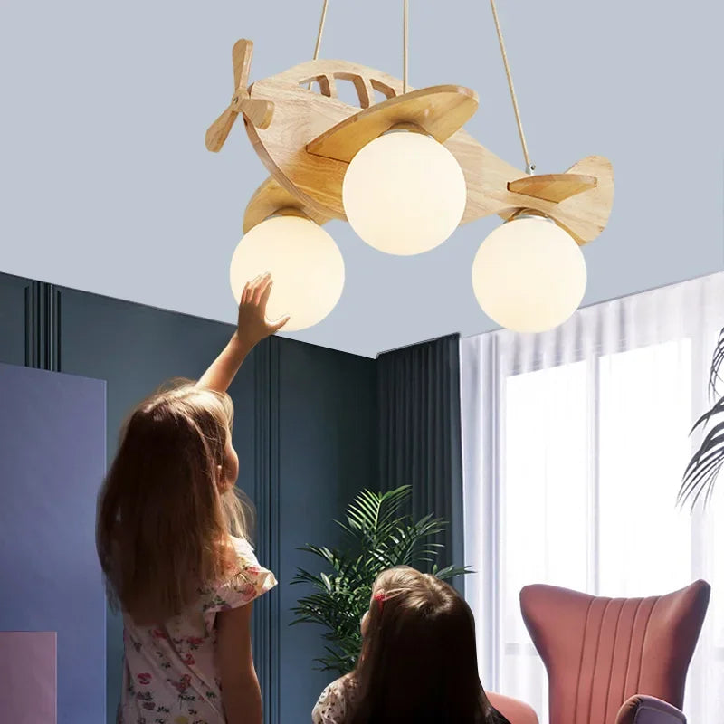 lustre en bois avion pour chambre d'enfant à led