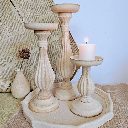décoration vintage pour mariage bougeoirs en bois modernes
