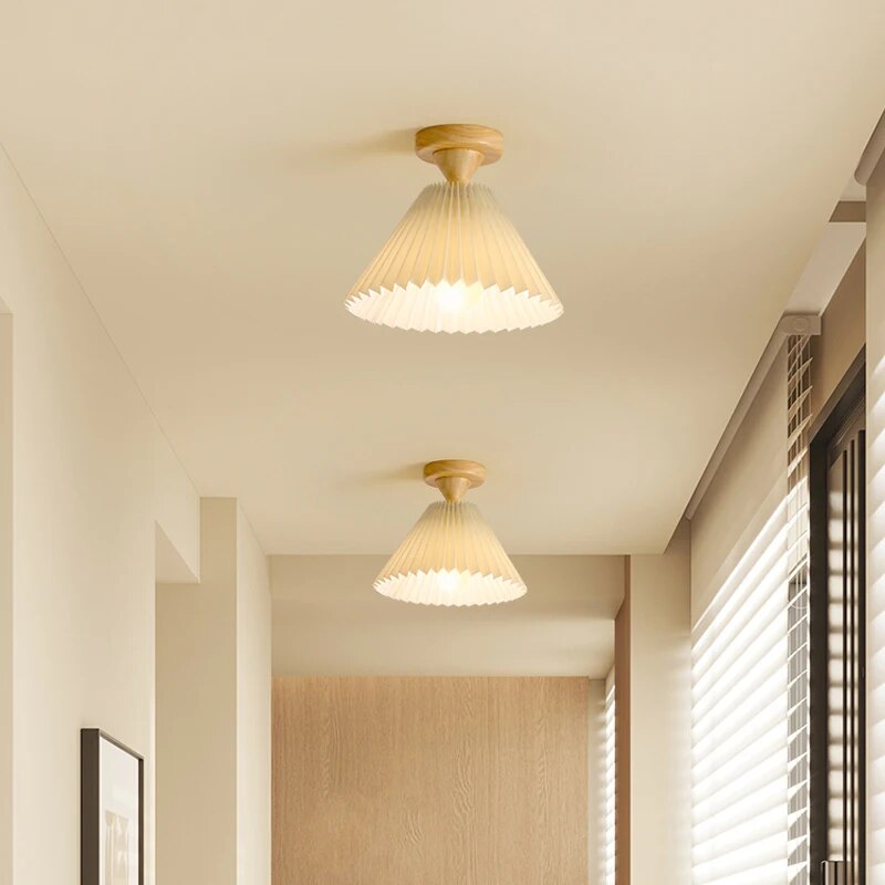 plafonnier moderne led bois tissu plissé