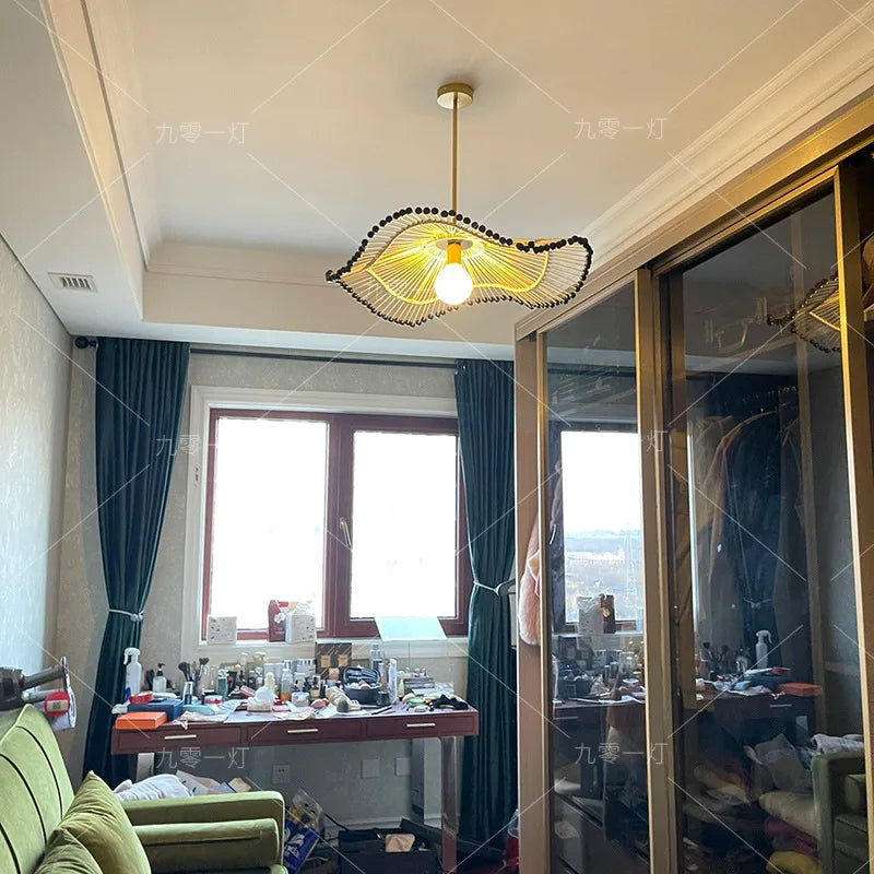 Suspension design en rotin style chinois apaisant