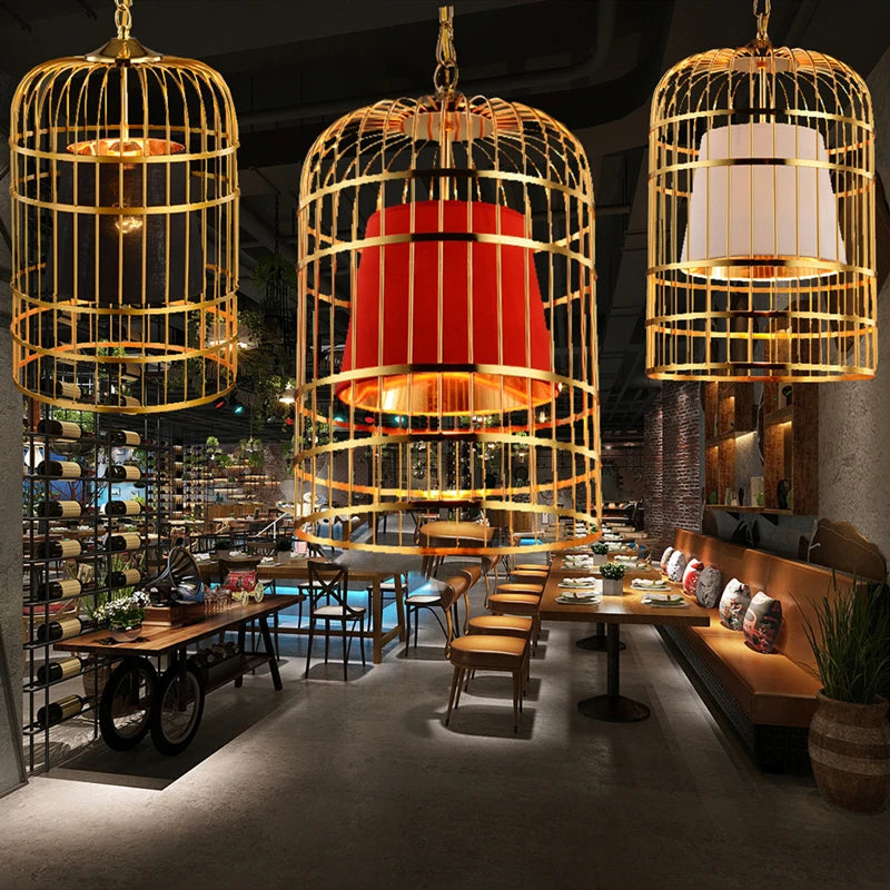 suspension vintage industrielle en fer doré pour bar ou loft