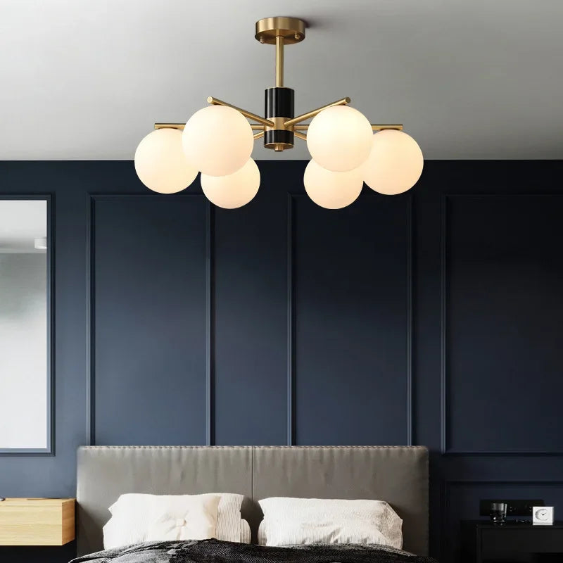 suspension nordique luxe en cuivre doré avec boules de verre blanches