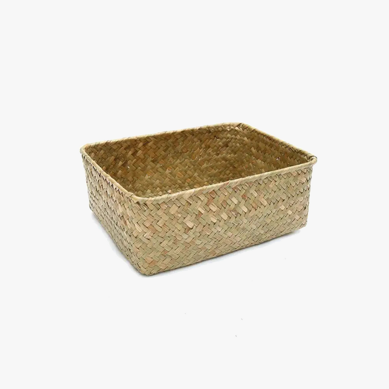 panier-de-fleurs-s-ch-es-en-paille-fait-main-d-coratif-et-pratique-2.png