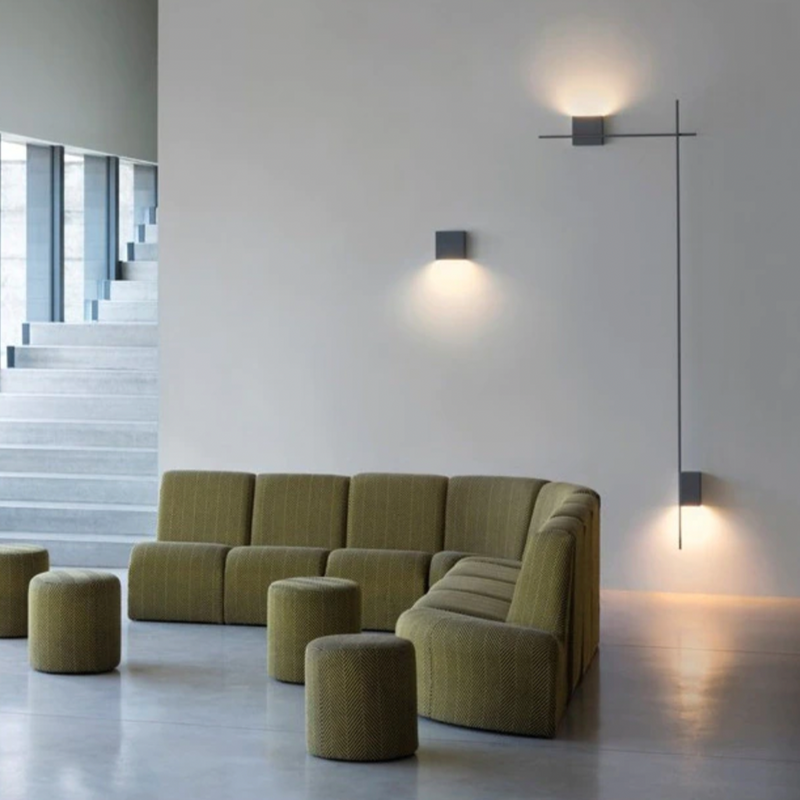 Applique murale design LED carré ou en L métallique Zia