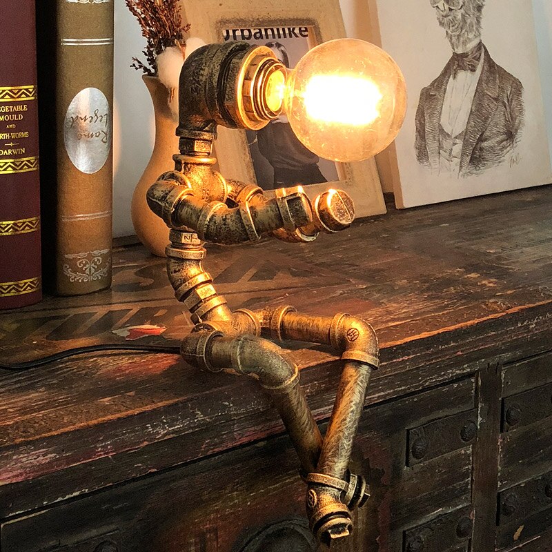 Lampe à poser industrielle LED figure robotique métallique Nile