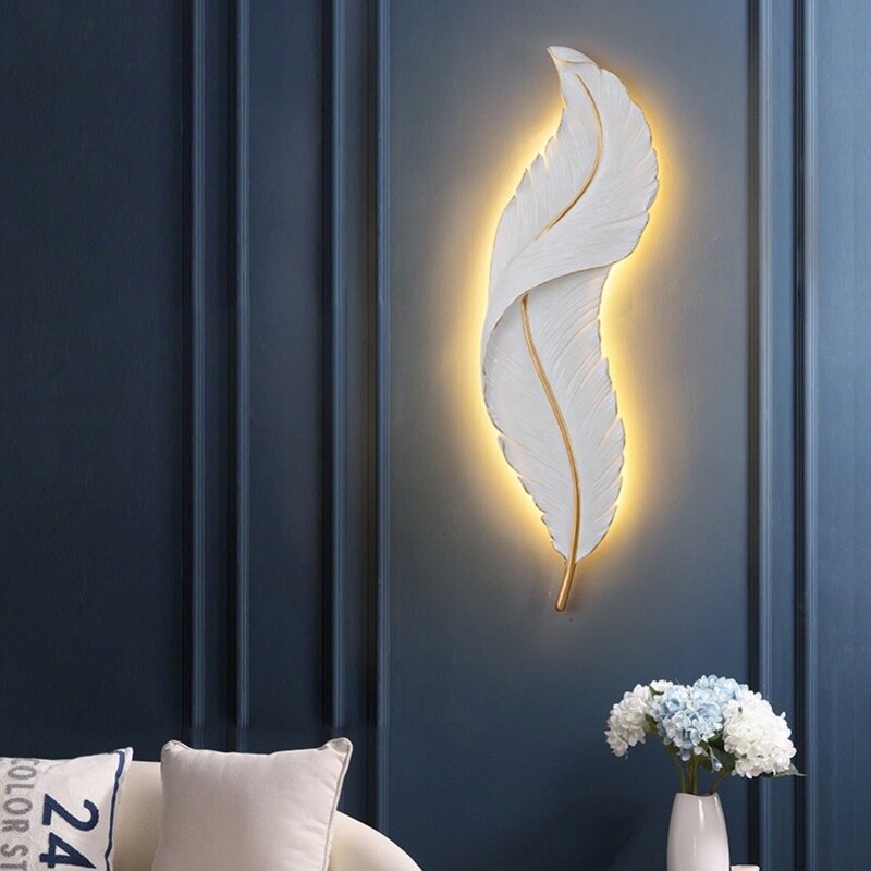 Applique murale moderne LED en forme de plume blanche Kauai