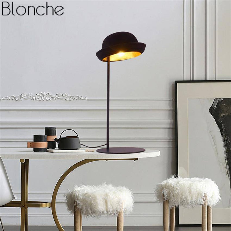 Lampe à poser design LED style chapeau melon noir