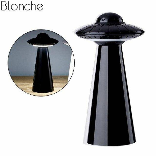 Lampe de bureau design LED conique coloré