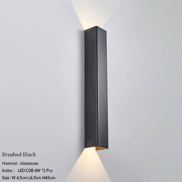 Applique murale design à LED en métal allongé coloré Loft