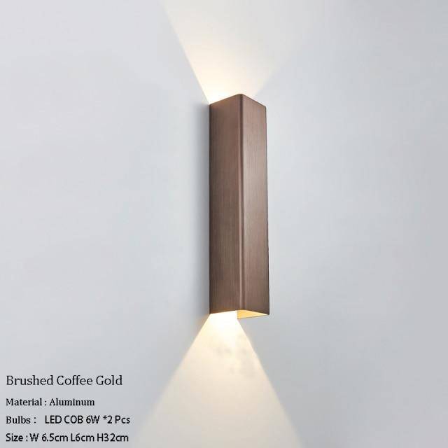 Applique murale design à LED en métal allongé coloré Loft