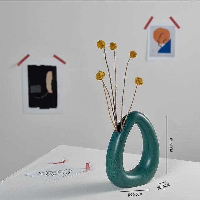 Vase design en céramique style Nordic