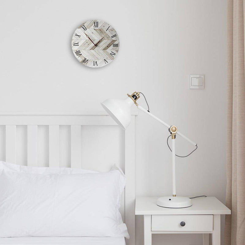 Horloge murale scandinave en bois chevrons gris 28cm Hours